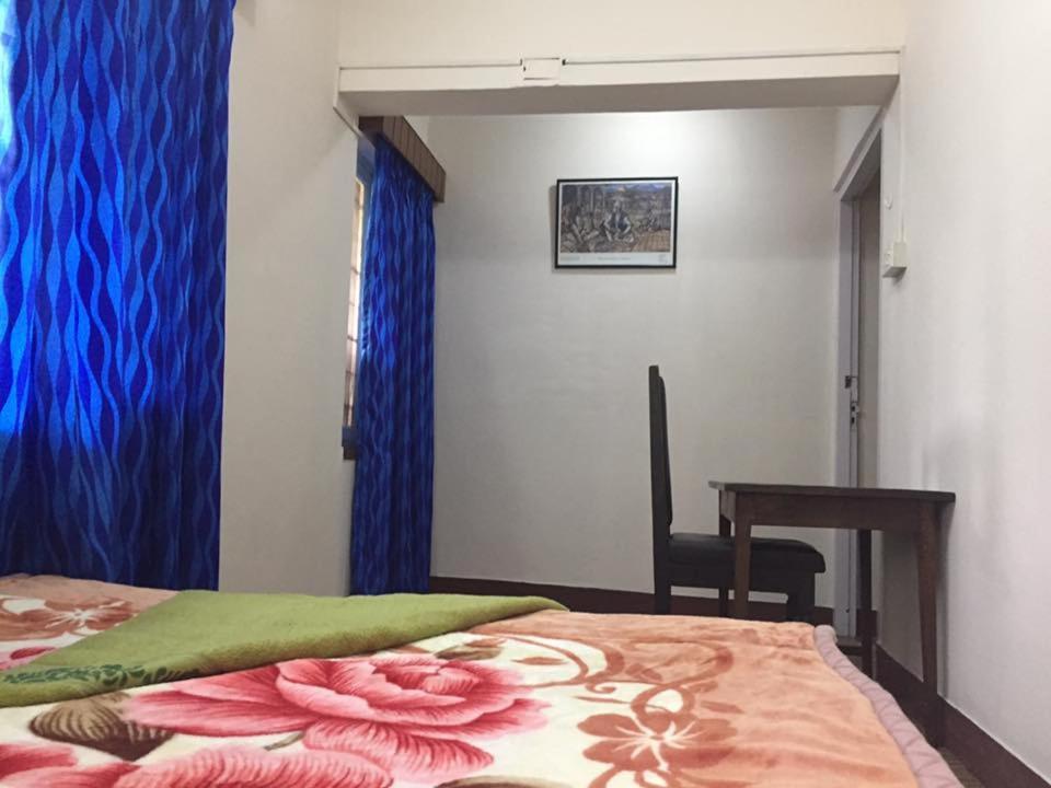 Kathmandu Home Stay & Hostel Esterno foto