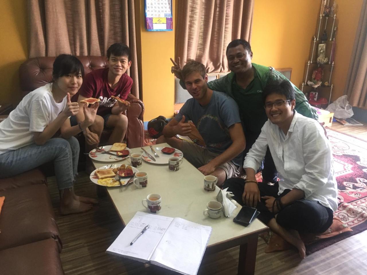Kathmandu Home Stay & Hostel Esterno foto